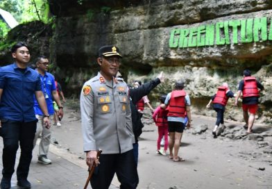 Kapolres Pangandaran Pimpin Pengamanan Libur Panjang di Objek Wisata Utama